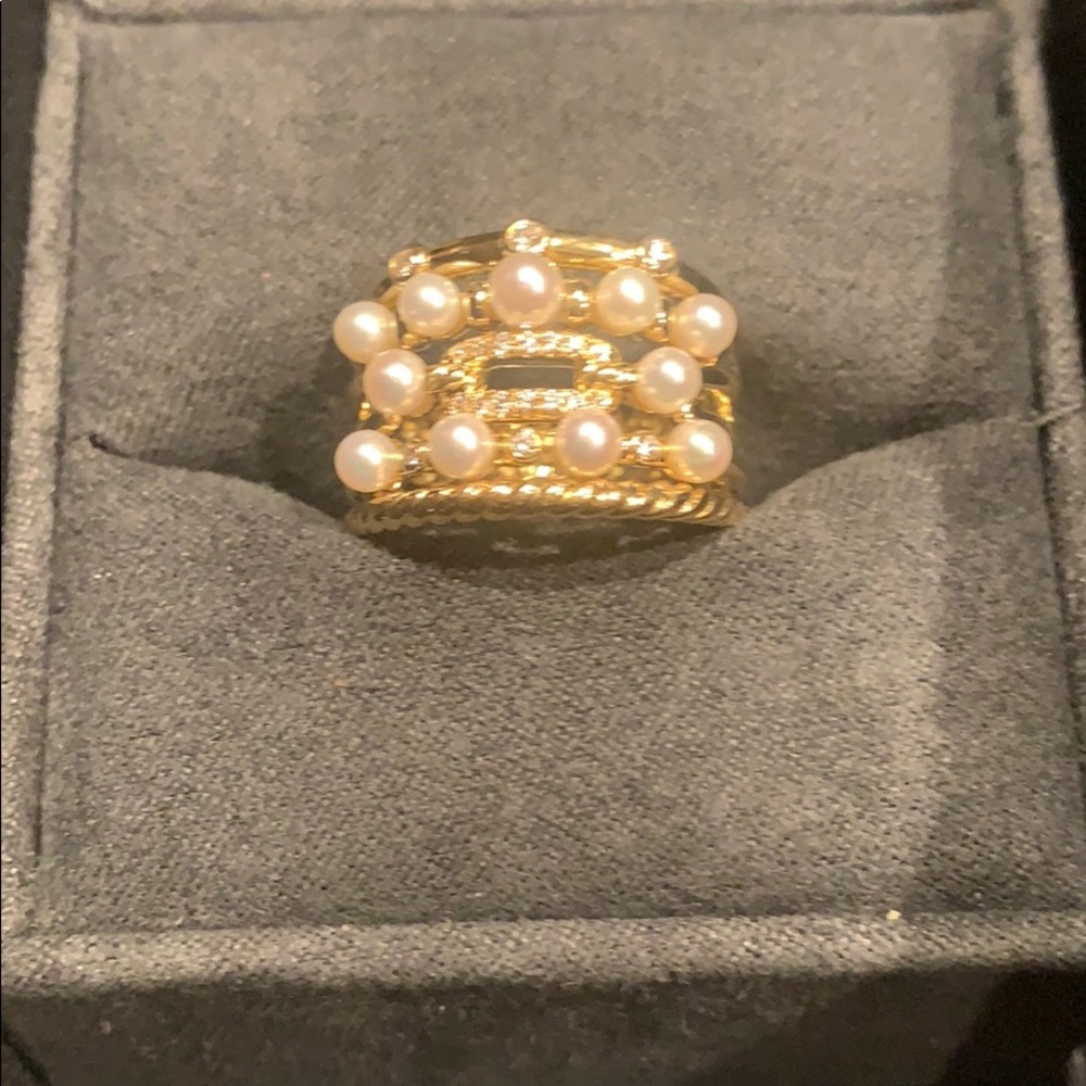 $2,950 David Yurman Petite Perle Ring 18k Diamonds